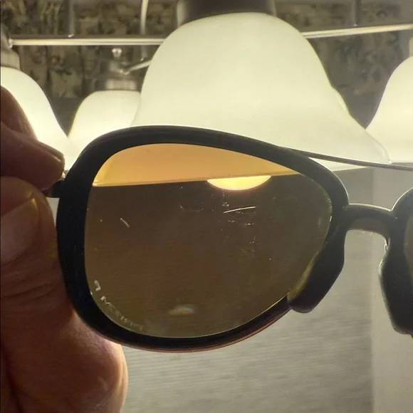 Oakley Split Time Mens Polarized
Aviator Sunglasses 004129  58,13|133 - Picture 5 of 16